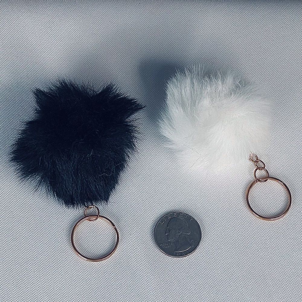 Black & White Pom Keychain Set, Small